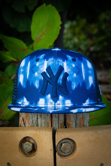 NEW ERA Velvet Trucker Cap Tie & Dye NY Yankees | MLB Baseball