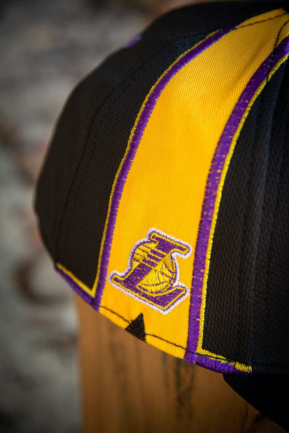 Mitchell & Ness Los Angeles Lakers Classic Edition Snapback Hat Yellow –  DSTNY LA