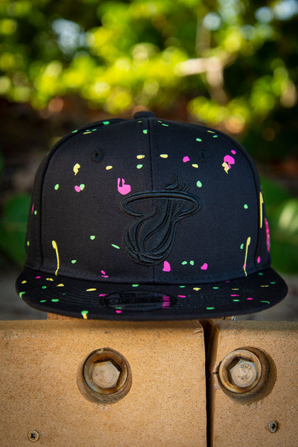 Los Angeles Lakers Blackout Neon Paint Splat 9Fifty New Era Fits Snapback  Hat