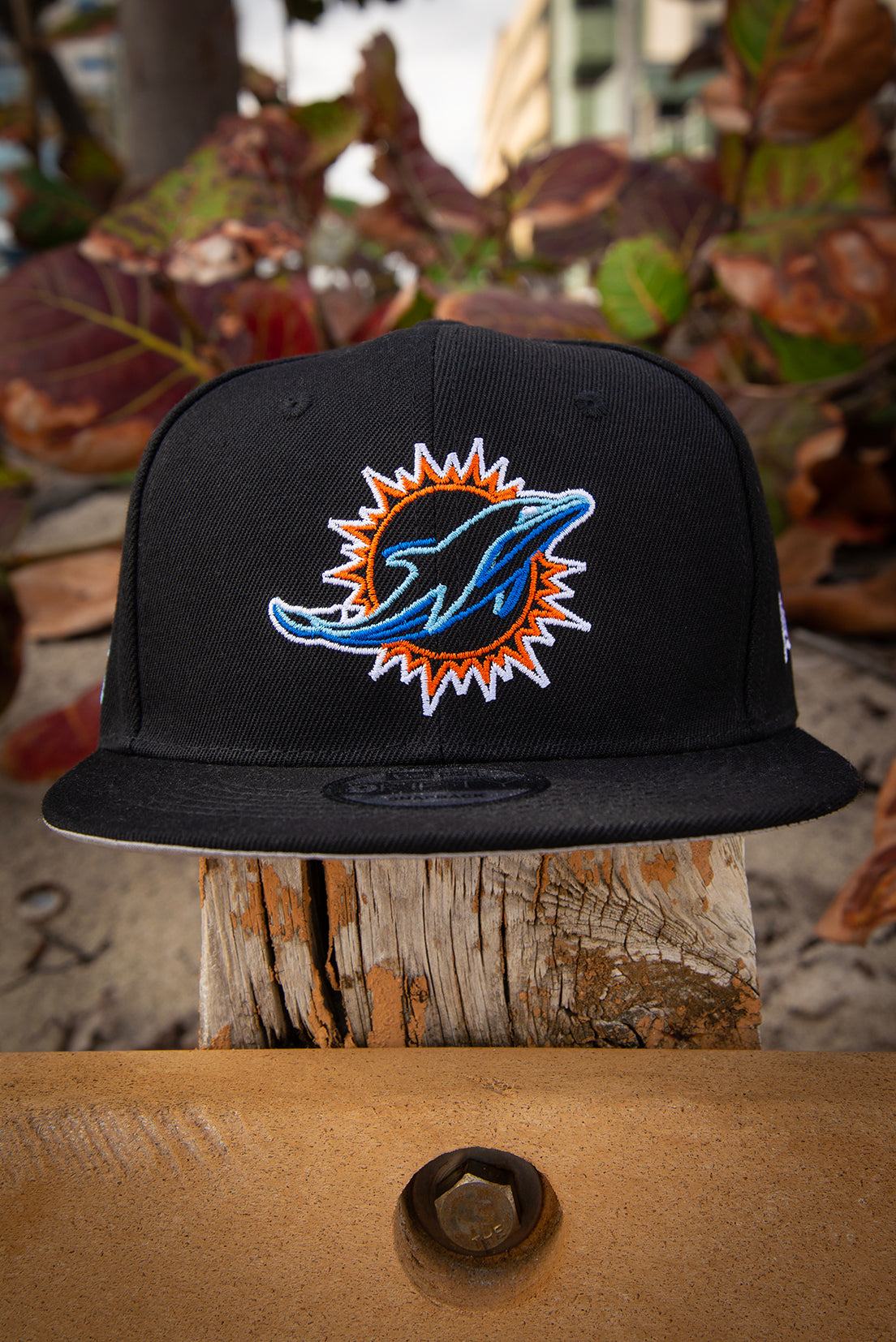 Miami Dolphins Logo Outline Black 9Fifty New Era Fits Snapback Hat