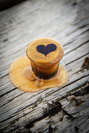 Cafecito Love Shot Mini Statue Rich Golden Espuma