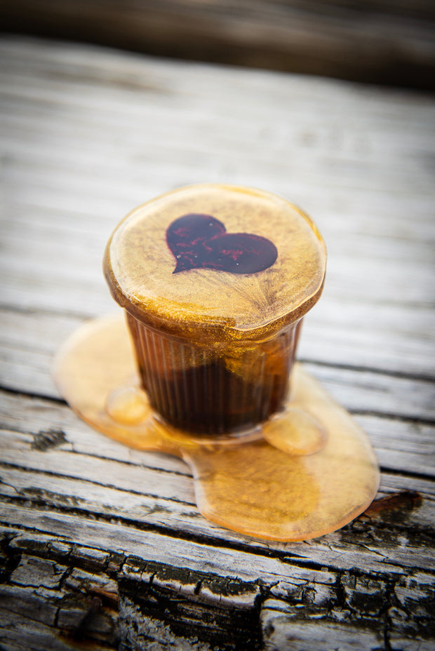 Cafecito Love Shot Mini Statue Rich Golden Espuma