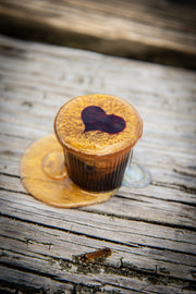 Cafecito Love Shot Mini Statue Rich Golden Espuma