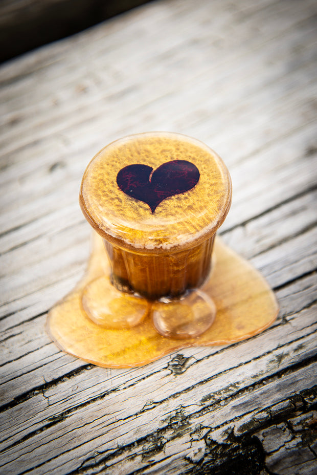 Cafecito Love Shot Mini Statue Rich Golden Espuma