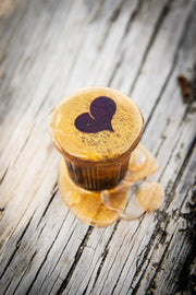 Cafecito Love Shot Mini Statue Rich Golden Espuma