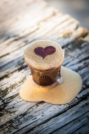 Cafecito Love Shot Mini Statue Rich Golden Espuma