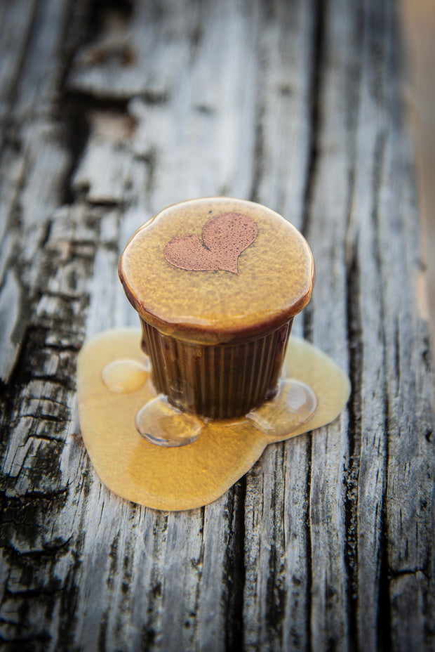 Cafecito Love Shot Mini Statue Golden Tan Espuma