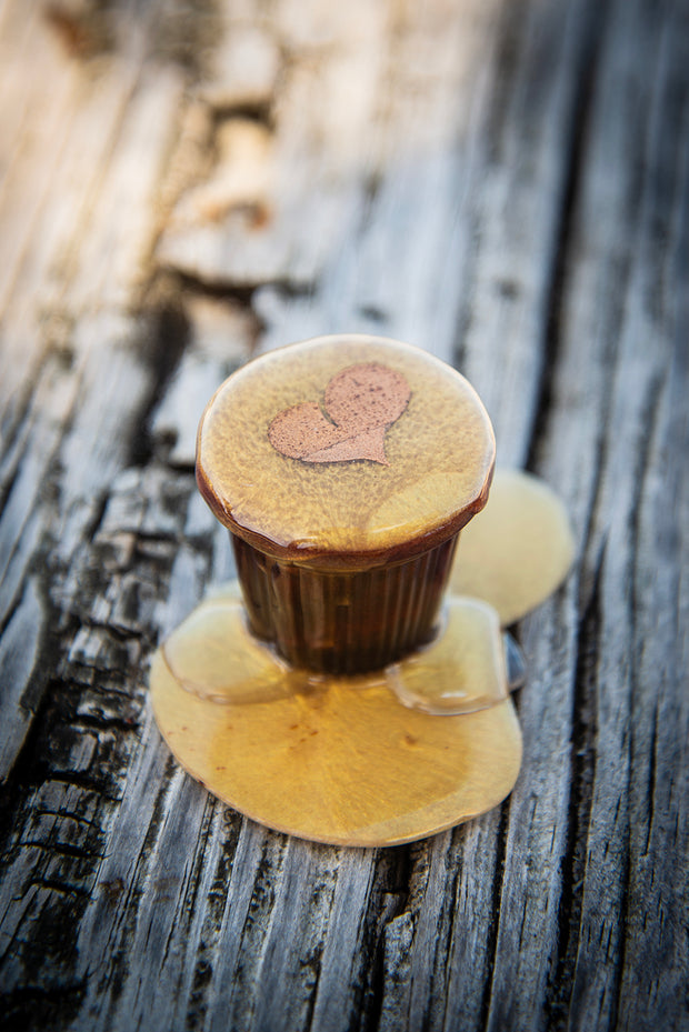 Cafecito Love Shot Mini Statue Golden Tan Espuma