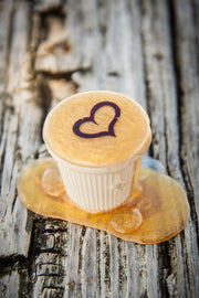 Cafecito Love Shot Mini Statue Plaster Gold Drip Espuma