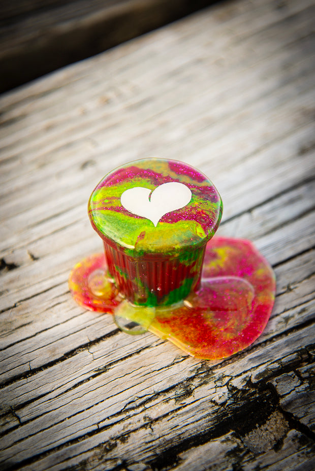 Cafecito Love Shot Mini Statue Tie Dye Rainbow Espuma B