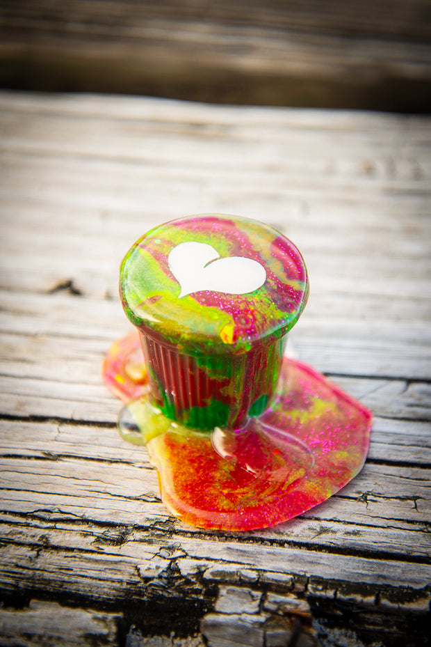 Cafecito Love Shot Mini Statue Tie Dye Rainbow Espuma B