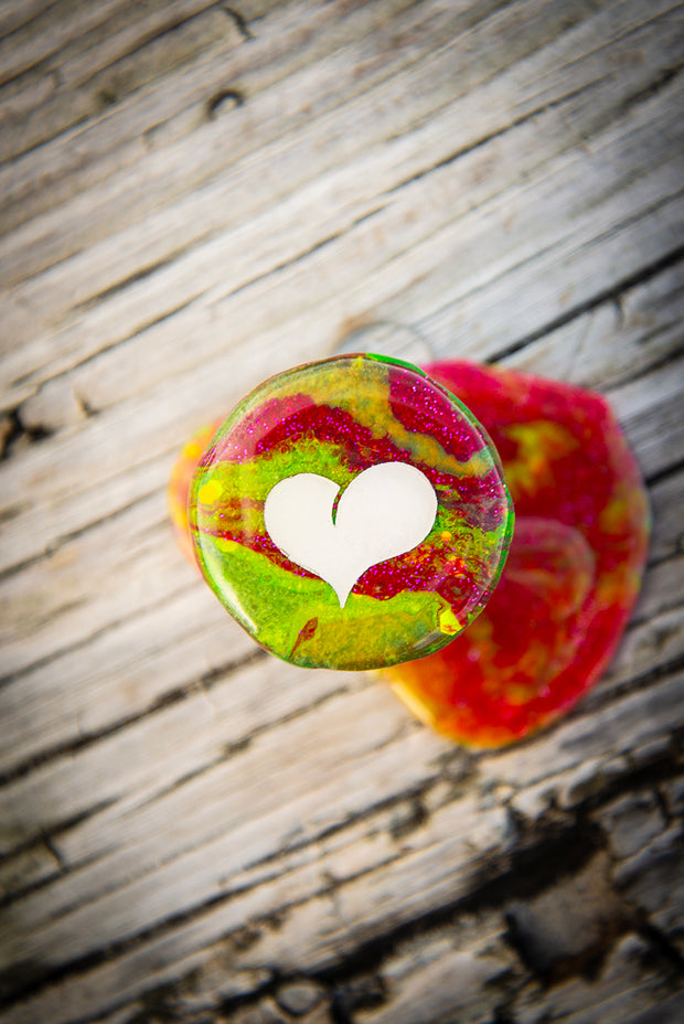 Cafecito Love Shot Mini Statue Tie Dye Rainbow Espuma B