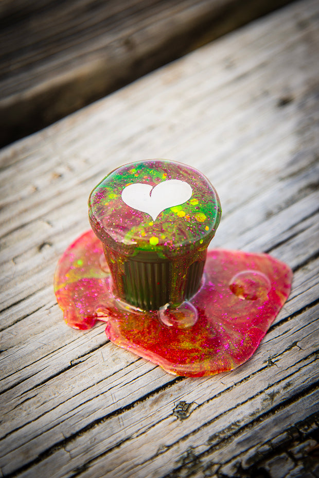 Cafecito Love Shot Mini Statue Tie Dye Rainbow Espuma A