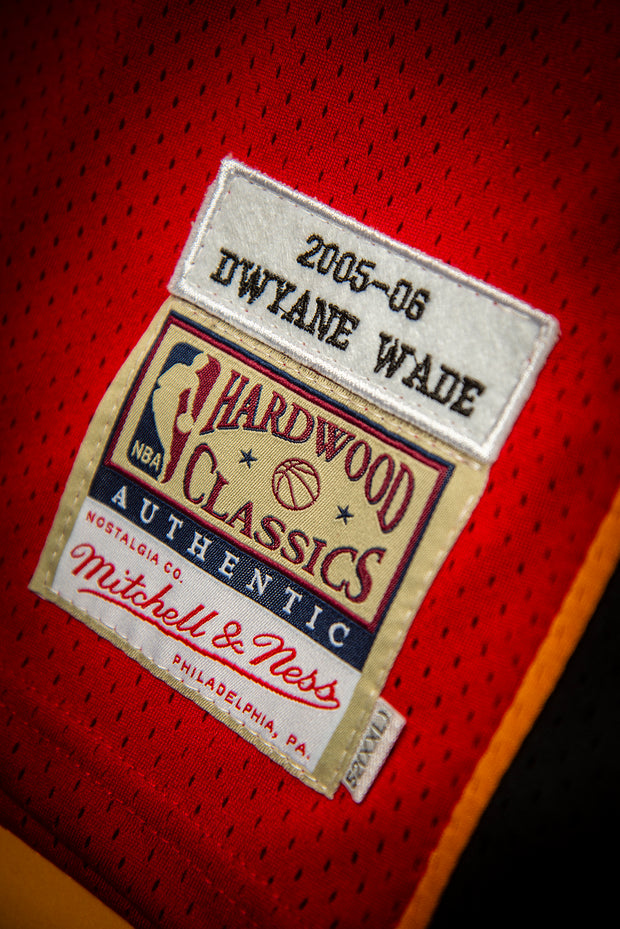 Dwyane Wade Miami Heat Red Throwback 2005/06 Hardwood Classics Swingman Jersey