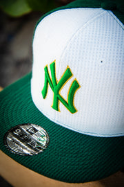 New York Yankees Texture Green White Gold 9Fifty New Era Fits Snapback Hat