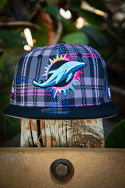 Miami Dolphins Black Pink Plaid Crucial Catch New Era Fits Snapback Hat