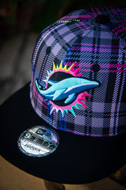 Miami Dolphins Black Pink Plaid Crucial Catch New Era Fits Snapback Hat