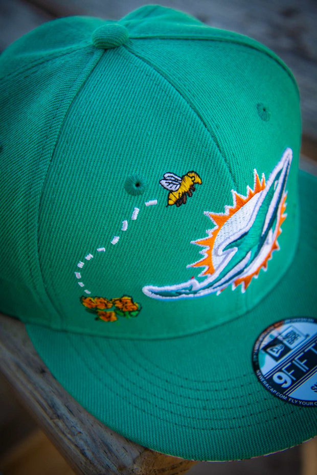 Miami Dolphins Bee Spring Floral 9Fifty New Era Fits Snapback Hat