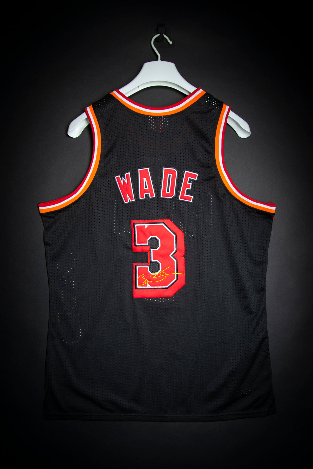 MITCHELL AND NESS DWAYNE WADE MIAMI HEAT L3GACY JERSEY outlet YOUTH LARGE