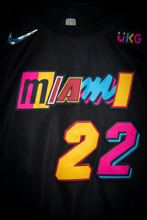 Miami Heat Nike 2021/22 City Edition Swingman Shorts - Black