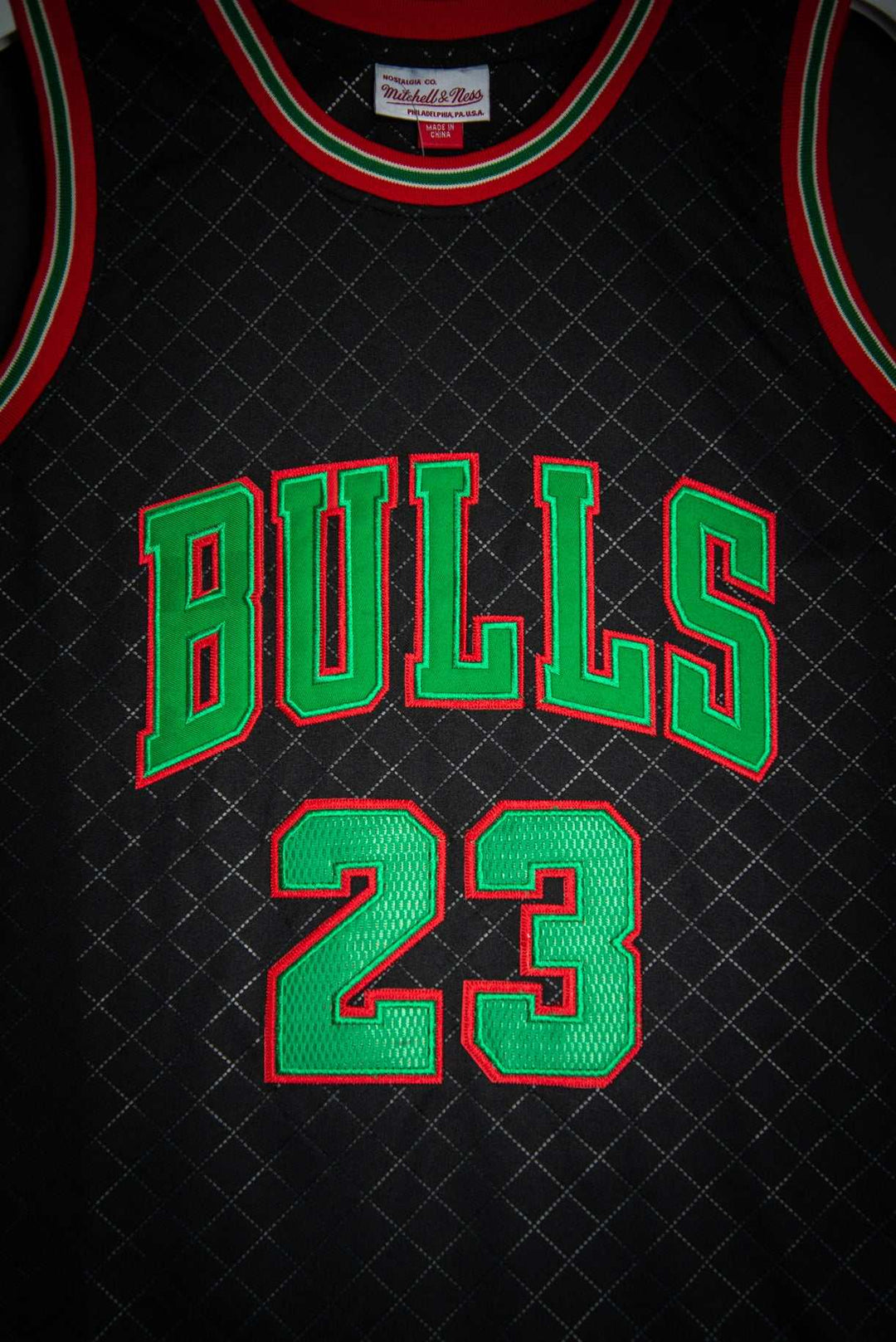 Michael Jordan Chicago Bulls Neapolitan Hardwood Classics 97 98 Swingman Jersey