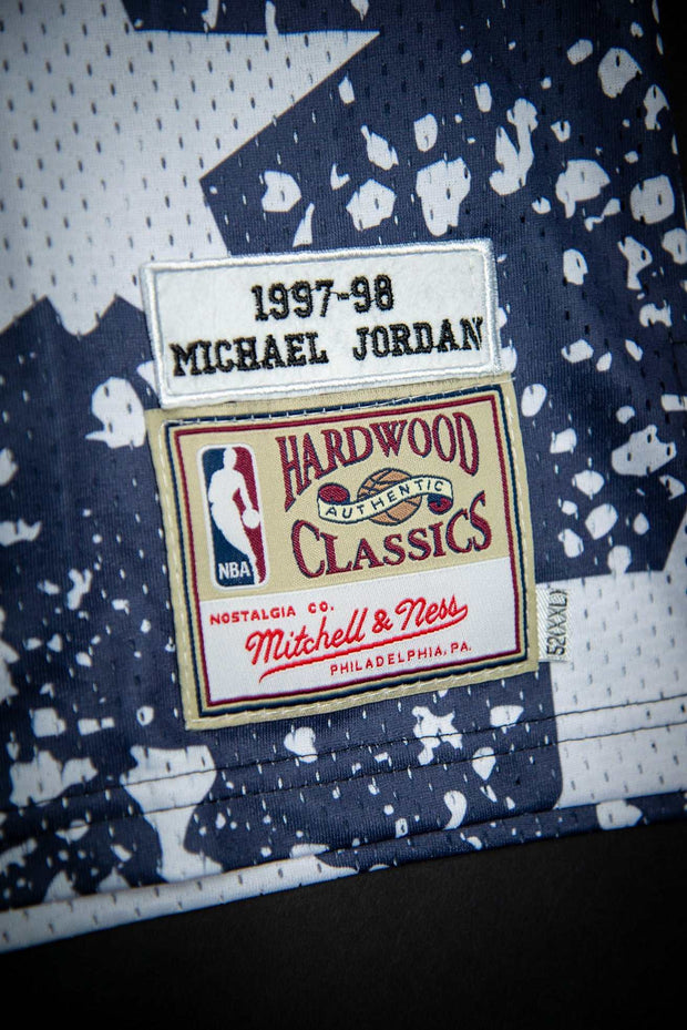 Michael Jordan Chicago Bulls Mitchell & Ness 1997-98 Hardwood