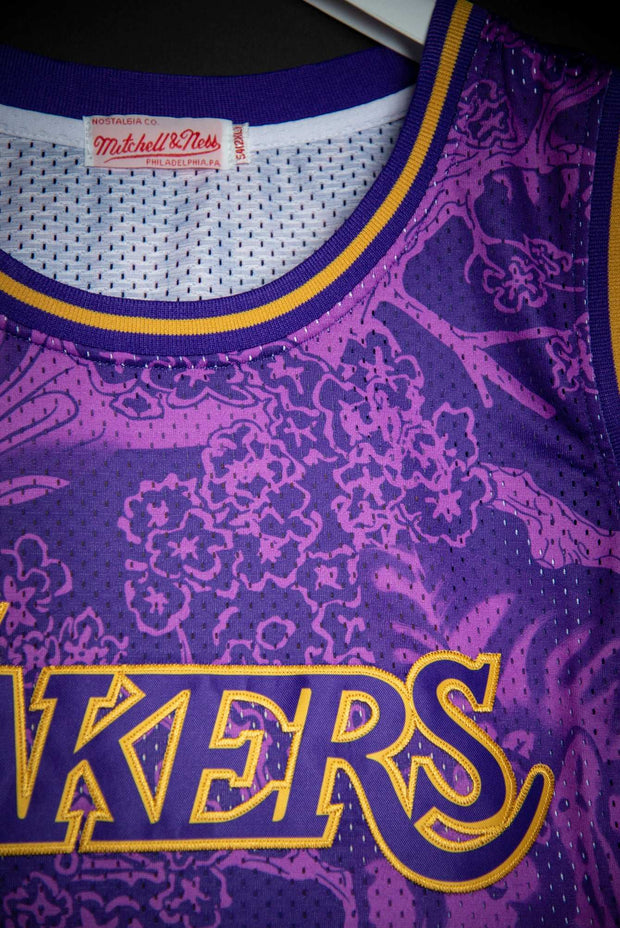 Nike NBA Los Angeles Lakers LeBron James Lore Series Yellow Jersey –  Yesterday's Fits