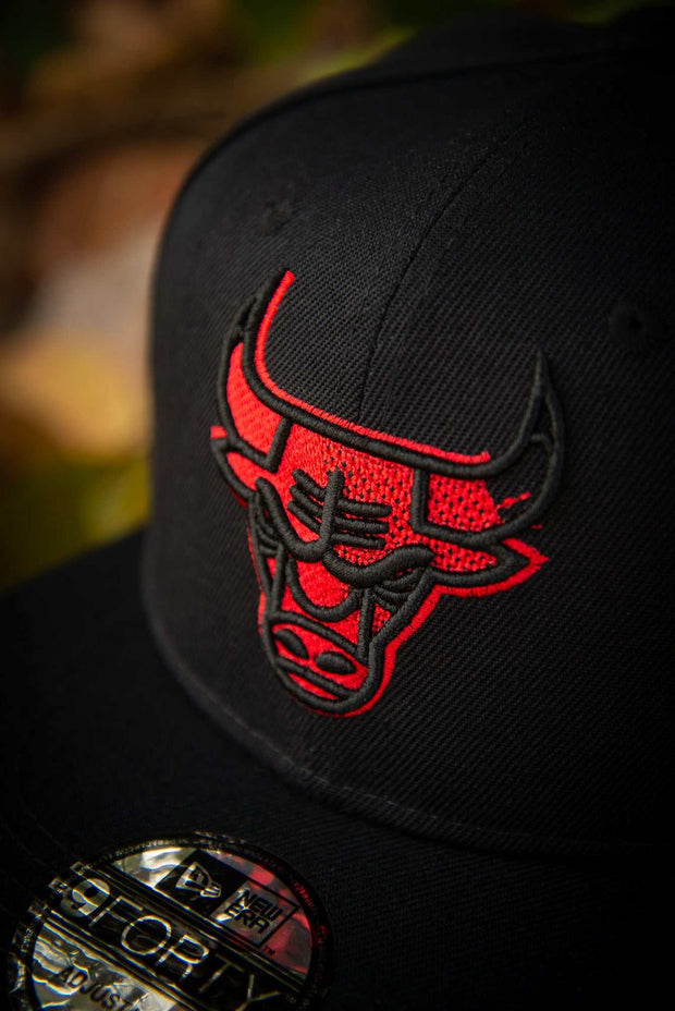 New Era T-shirt Tip Off Chest N Back Chicago Bulls (red)