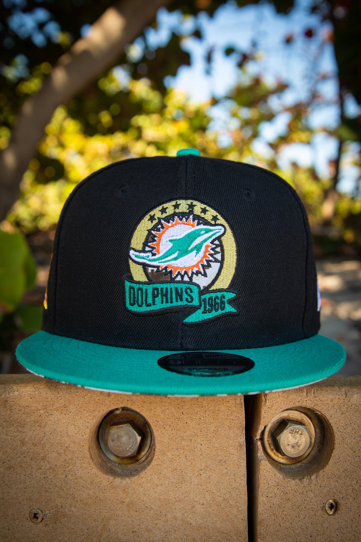 Miami Dolphins 2022 SALUTE-TO-SERVICE SNAPBACK Black-Blue Hat